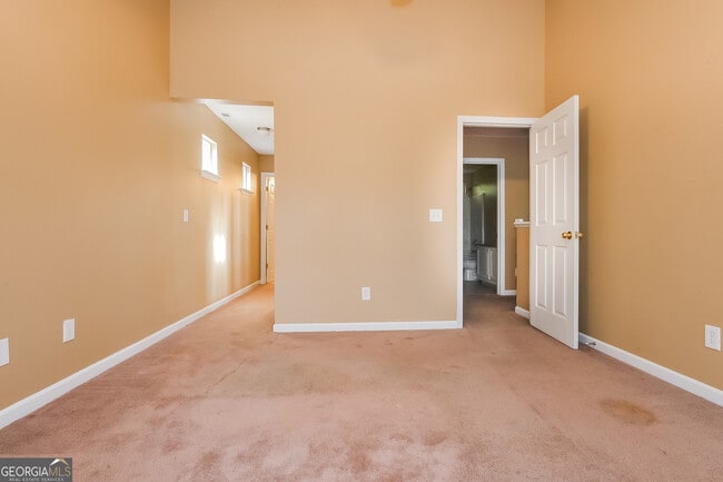 Building Photo - 203 London Dr