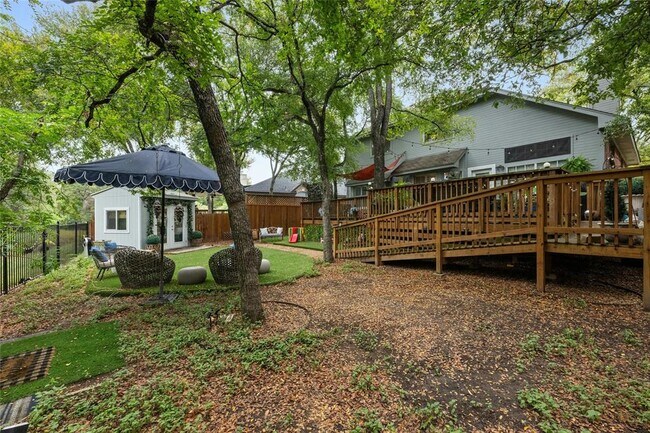 Building Photo - 8402 Nairn Dr