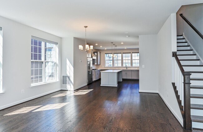 Building Photo - 4388 Fair Lakes Ct