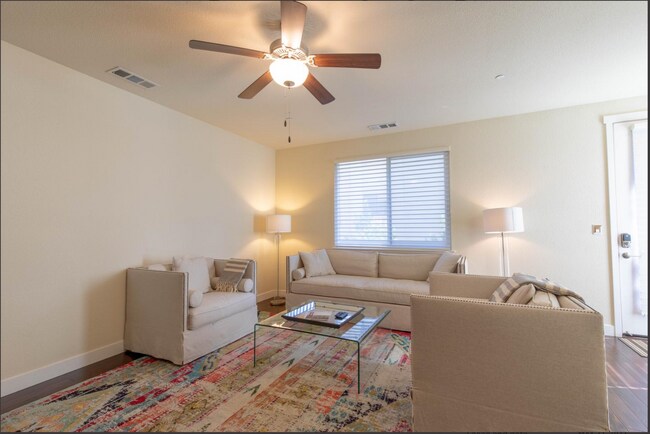 Building Photo - 417 Gene Ct