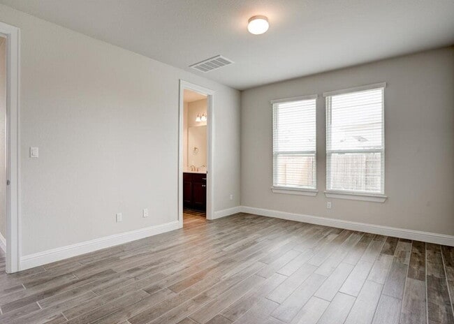 Building Photo - 130 Hidden Branch Cv