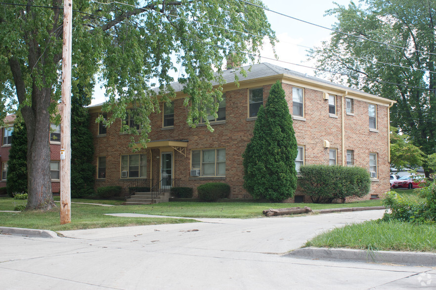 Building Photo - 1323 E Colorado St