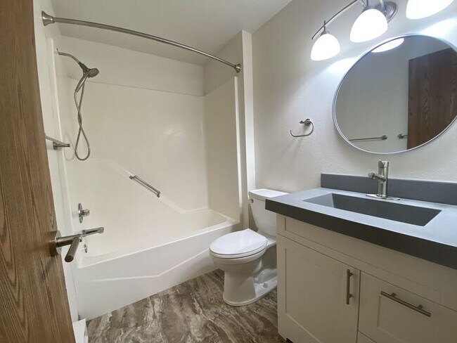 Building Photo - $1,095 | 2 Bedroom, 1 Bathroom Apartment | No Pets | Available for an August 1st, 2026 Move In!