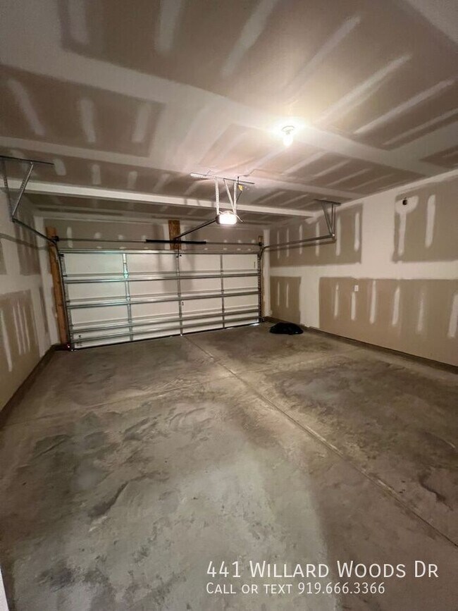 Building Photo - 441 Willard Wds Dr