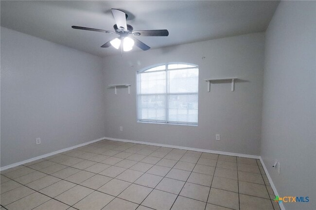Building Photo - 1705 Liberty Hill Dr