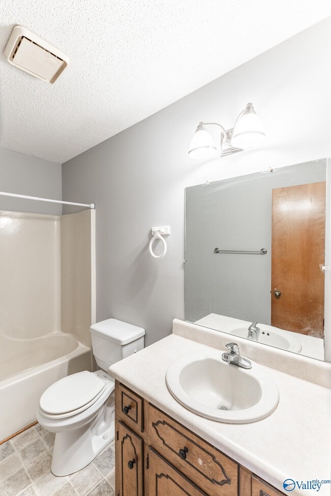 Building Photo - 109 Perriwinkle St