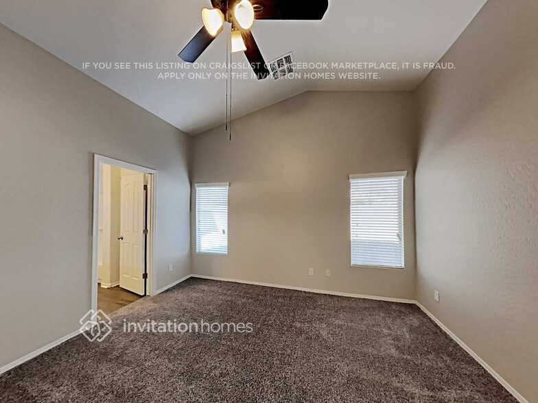 Building Photo - 1342 E Bradstock Way