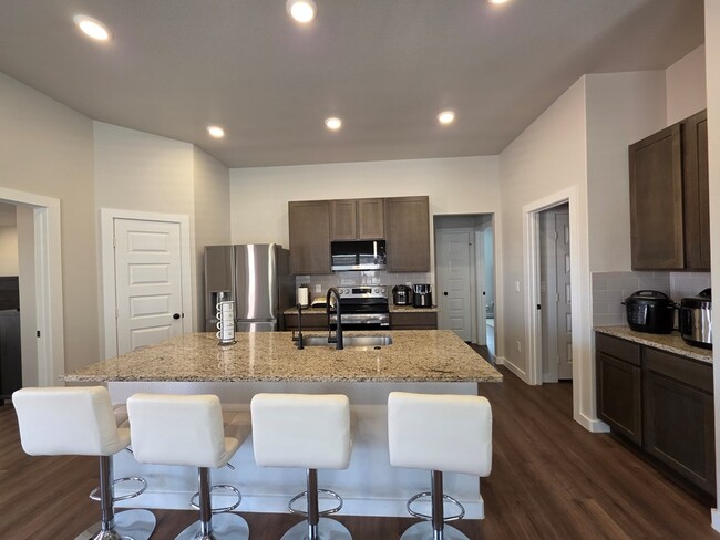 Building Photo - 235 Trailblazer Ln