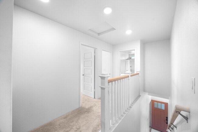 Building Photo - 911569 Laauala St
