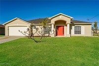 Building Photo - 3022 SW 11th Ct