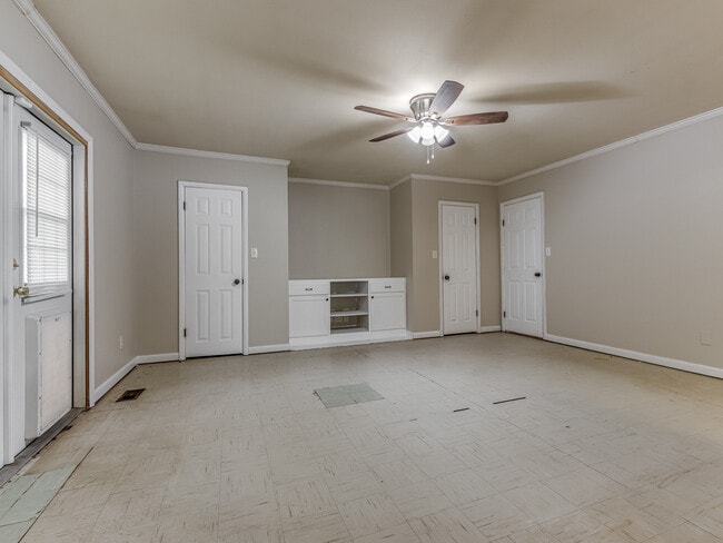 Building Photo - 2609 Mickey Rd