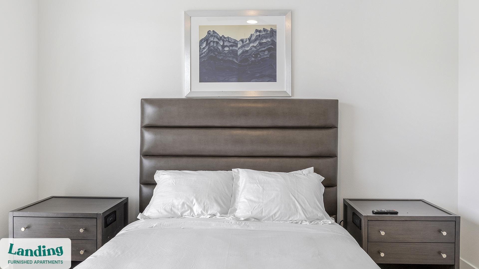 Building Photo - 650 E Sycamore St