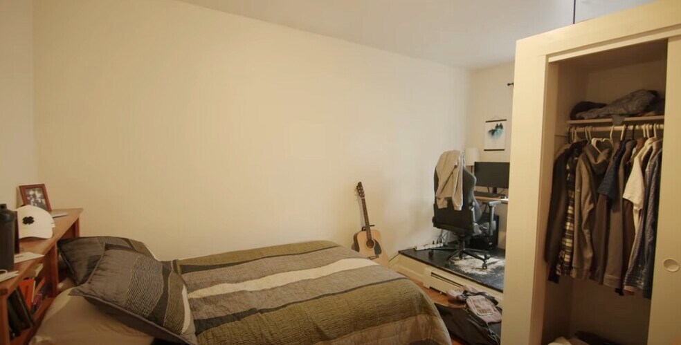 Building Photo - 6 Hingham St