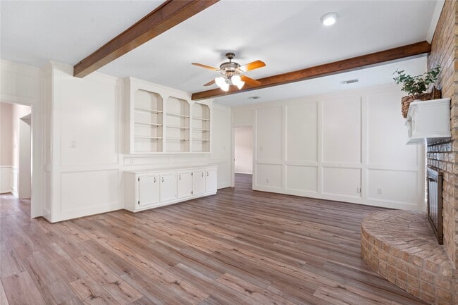 Building Photo - 5402 Summerfield Ln