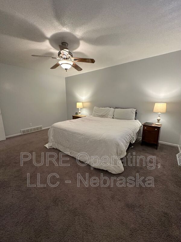 Building Photo - 12904 Marcy St