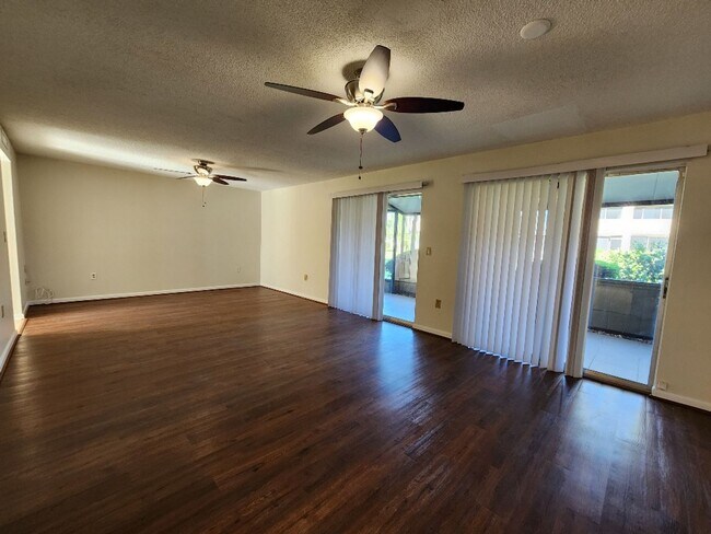 Building Photo - Gorgeous 3-Bedroom, 2.5-Bathroom Townhome ...