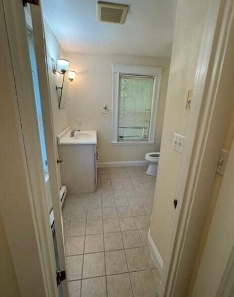 Building Photo - 124 Langley Rd