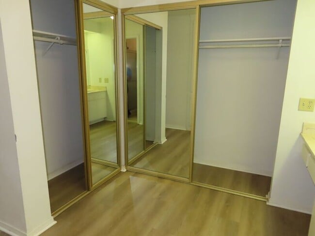 Building Photo - 29324 Vía Frontera