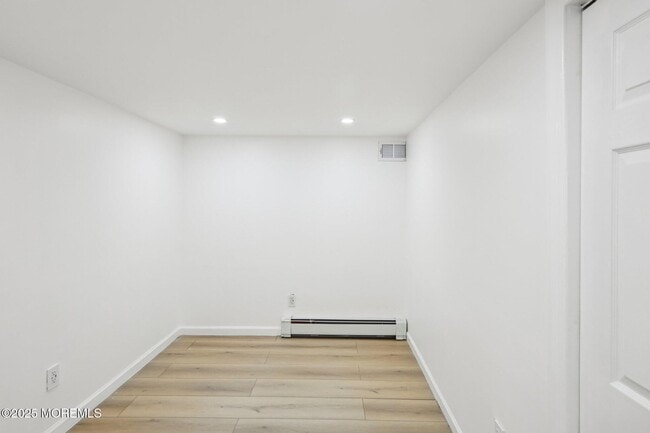 Building Photo - 120 Hulick Pl