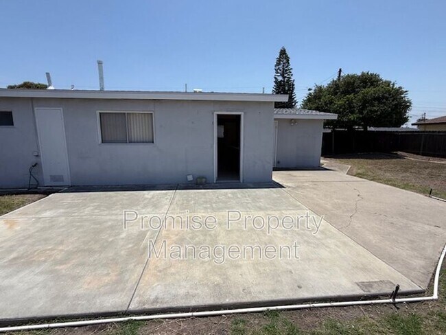 Building Photo - 5576 Conrad Ave