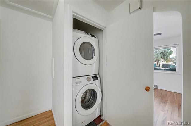 Building Photo - 1455 Jasmine St