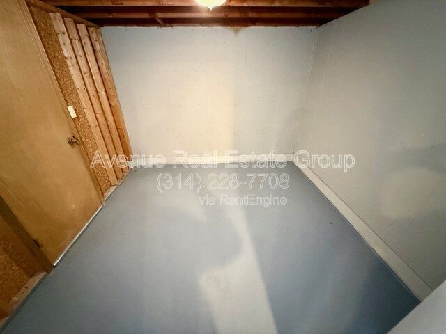 Building Photo - 12 Queensbrook Pl