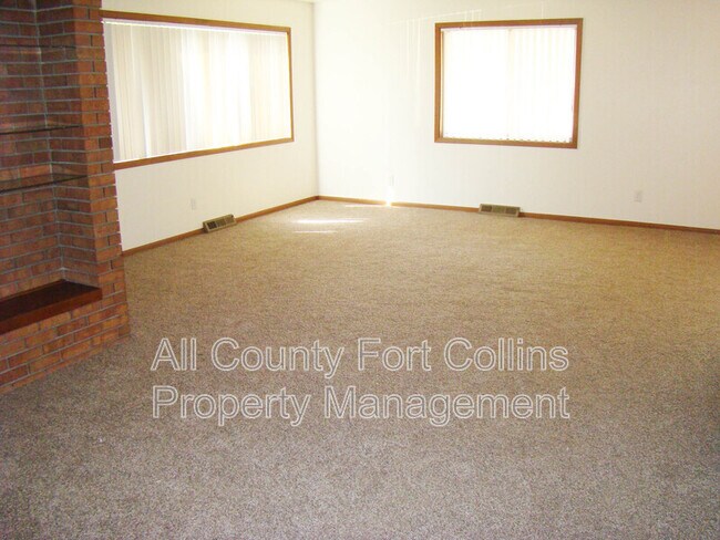 Building Photo - 1208 Baker St