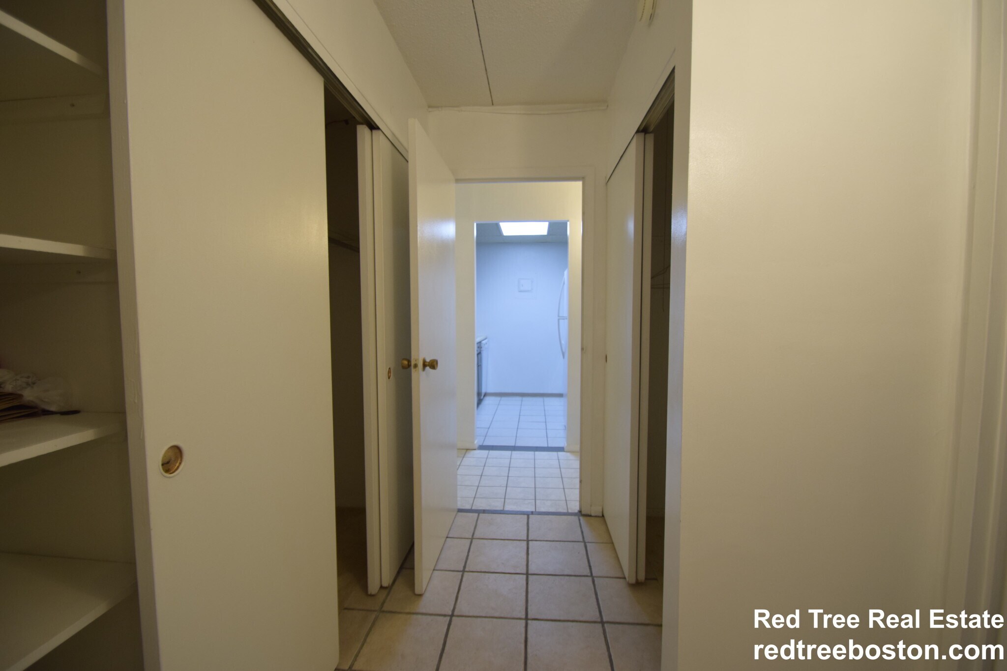 Building Photo - 50-56 Broadlawn Park