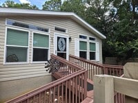 Building Photo - 631 Andrew Ave