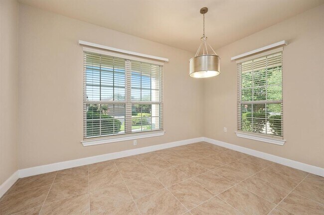 Building Photo - 216 Armstrong Dr