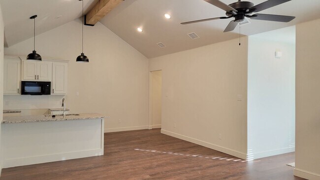 Building Photo - 7124 22nd Pl
