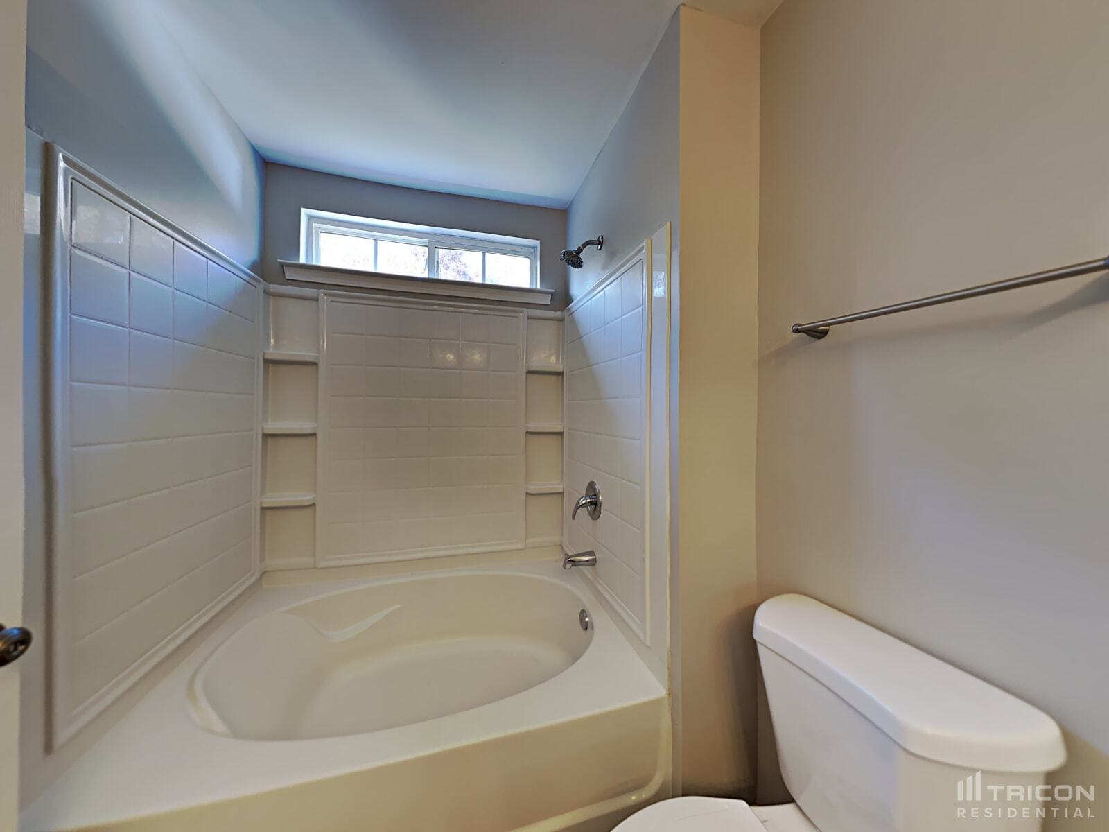 Building Photo - 5526 Henderson Oaks Dr