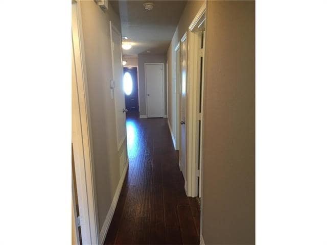 Building Photo - 6812 Valleycreek Dr