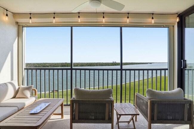 Building Photo - 4253 Bay Beach Ln