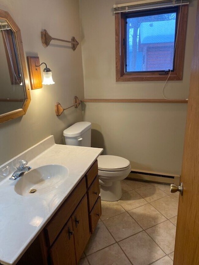 Building Photo - 4 Bedrooms, 2 Bathrooms Single Family Home in Pequot Lakes, MN w/2 car garage on the Whitefish Ch...