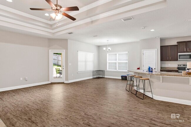 Building Photo - 31820 Calder Ct