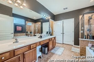 Building Photo - 4415 Albert Martin