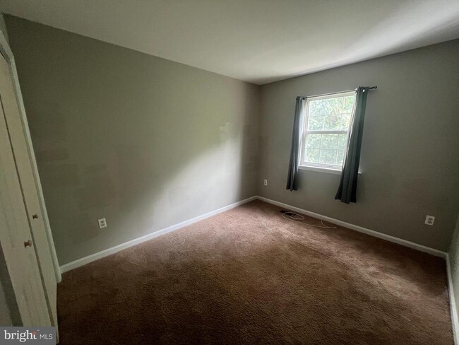 Building Photo - 11226 Hannah Way