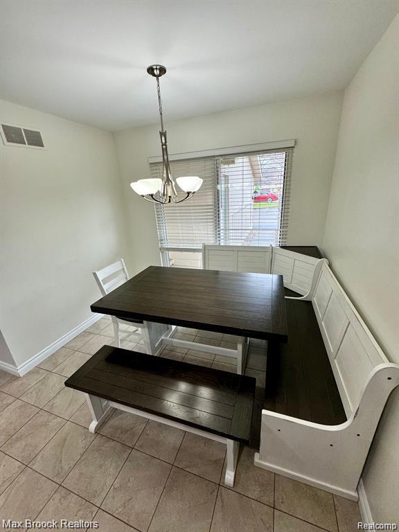 Building Photo - 7146 Pebble Park Dr