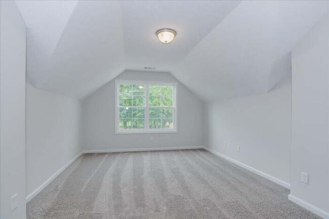Building Photo - Brand New Luxury Attached Home