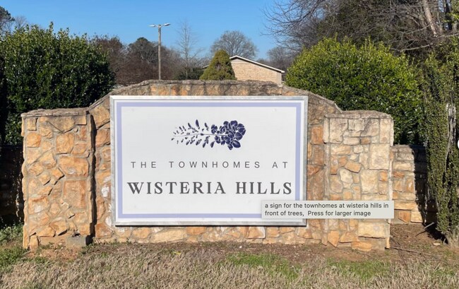 Building Photo - Spacious, affordable two bedroom townhouse in a great location in Charlotte!