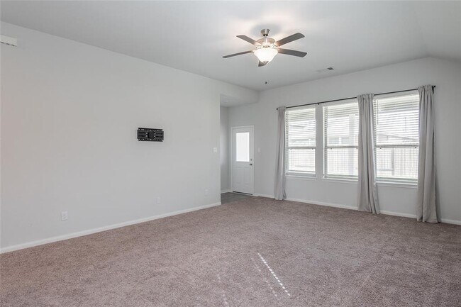 Building Photo - 20103 Poppy Hills Ln