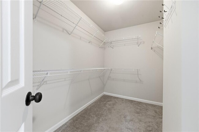 Building Photo - 2570 Wood Creek Ct NE