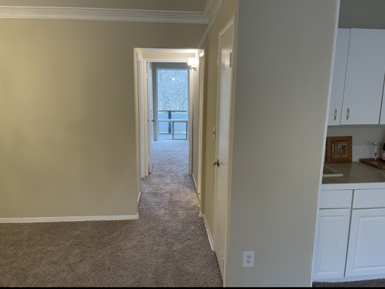 Building Photo - 7531 Spring Lake Dr