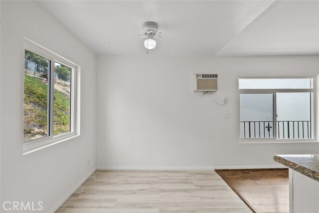 Building Photo - 1601 College View Dr