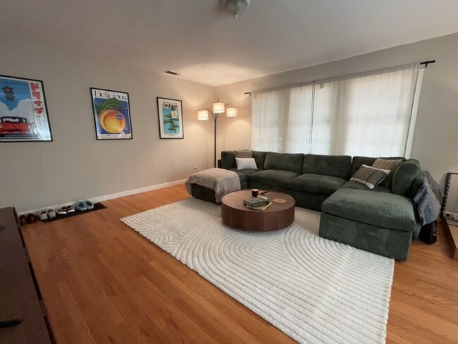 Building Photo - 317-319 D Street