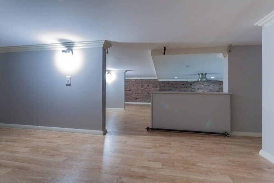 Building Photo - 234 W 14th St