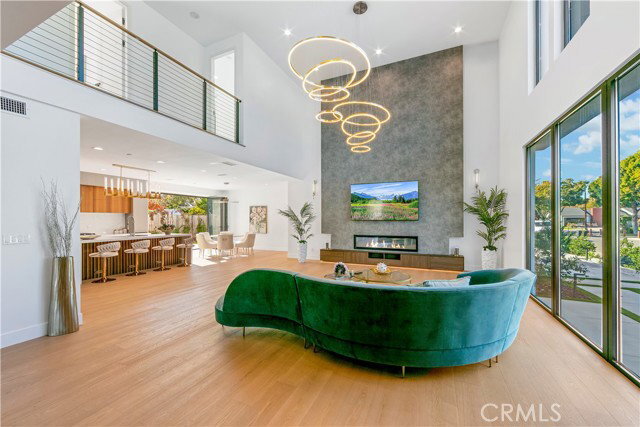 Building Photo - 853 Oak St