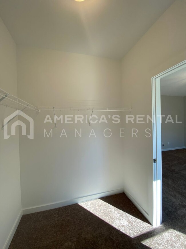 Building Photo - Home for Rent in Lincoln, AL.....Available...