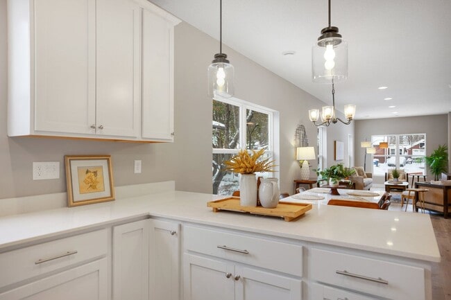 Building Photo - Available 07/01! New Build 4 bed 3 Bath in Hopkins!